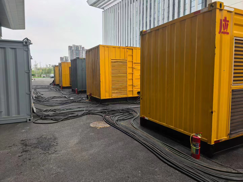 高港不同季节柴油发电机组保养有哪些注意事项？