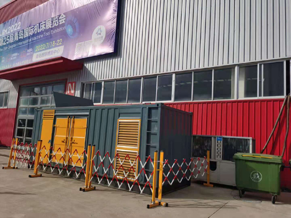 高港一起发电机滑环环火停机事件分析报告