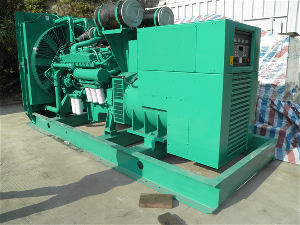 高港发电车出租-柴油发电机组在使用的过程中应该做好哪些防护工作