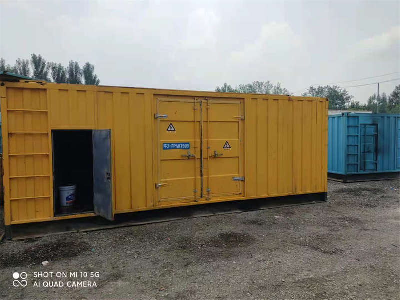 高港200KW柴油发电机组需要配备什么型号的电缆线？