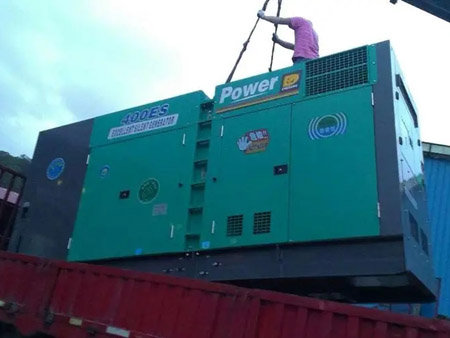 高港柴油发电机组转速不稳定时，如何对发动机进行维护？