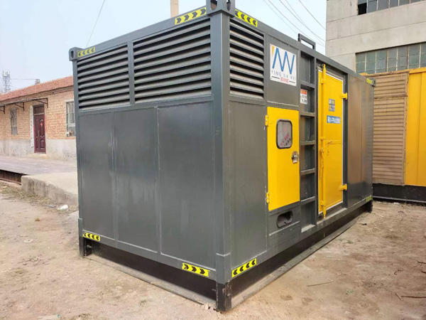 高港柴油发电机输出电流大小是有什么决定的？