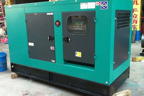 高港如何检查机油的使用时间？