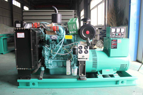 高港如何判断机油是否需要更换？