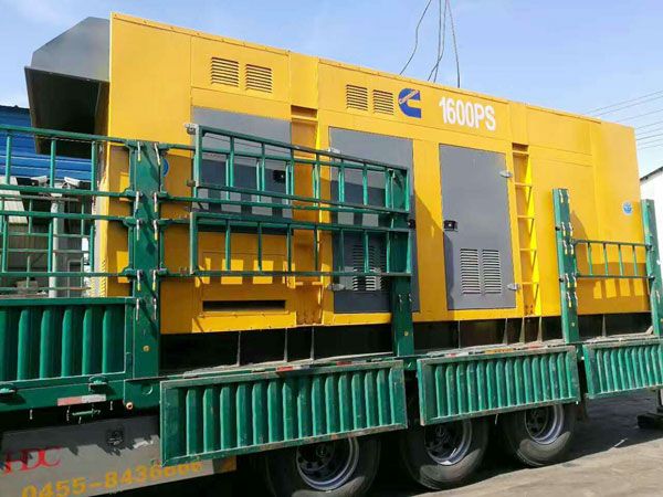 高港测量水冷式机油散热器密封件尺寸时的注意事项有哪些？