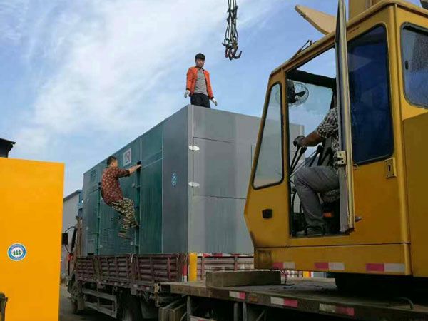 高港更换水冷式机油散热器密封件的操作流程是怎样的？