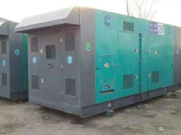 高港合同中关于工期延误的责任如何界定和处理？